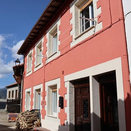 Casa Rural Cares Santa Maria de Valdeon Bagian luar foto